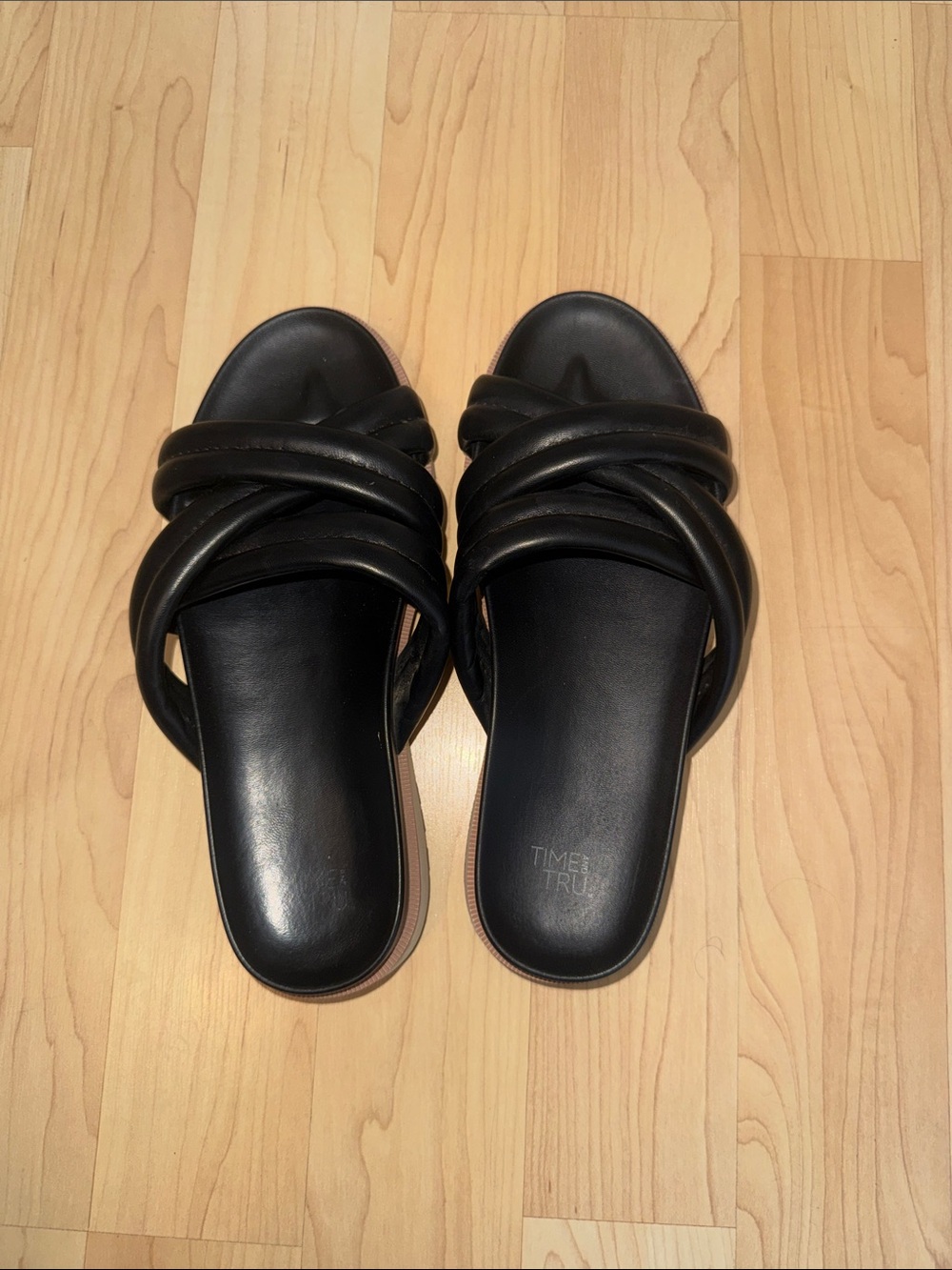 Time and Tru Black Crisscross Slide Sandals